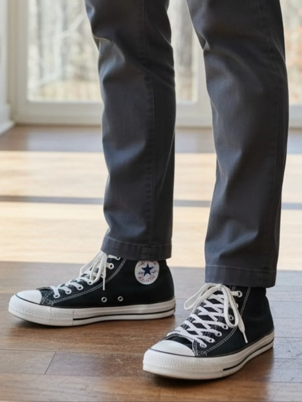 Converse Chuck Taylor All ⭐️ Star Men's High Top Sneakers - Black White Size 12 - Picture 1 of 13